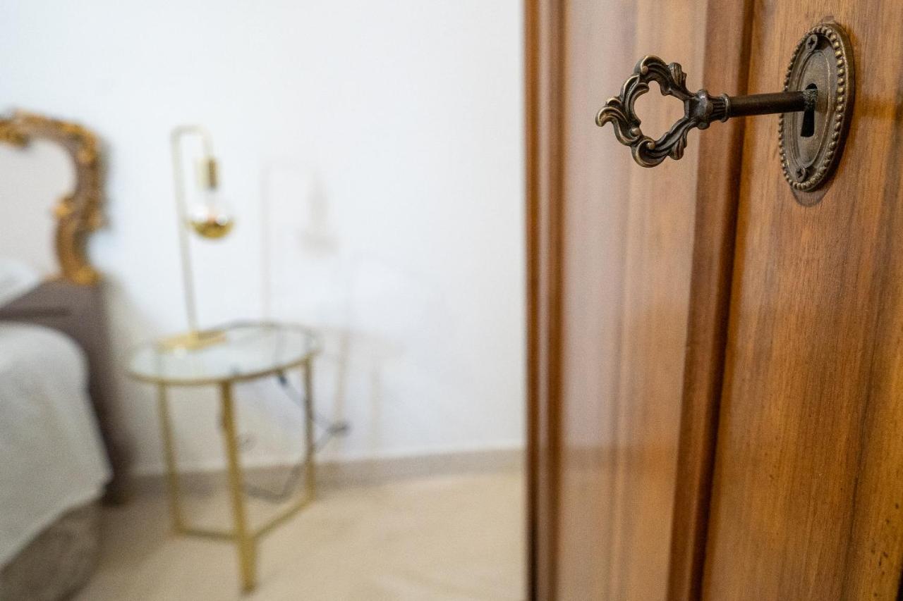 Corte Pietrantica - Charming Rooms & Suites Джовінаццо Екстер'єр фото