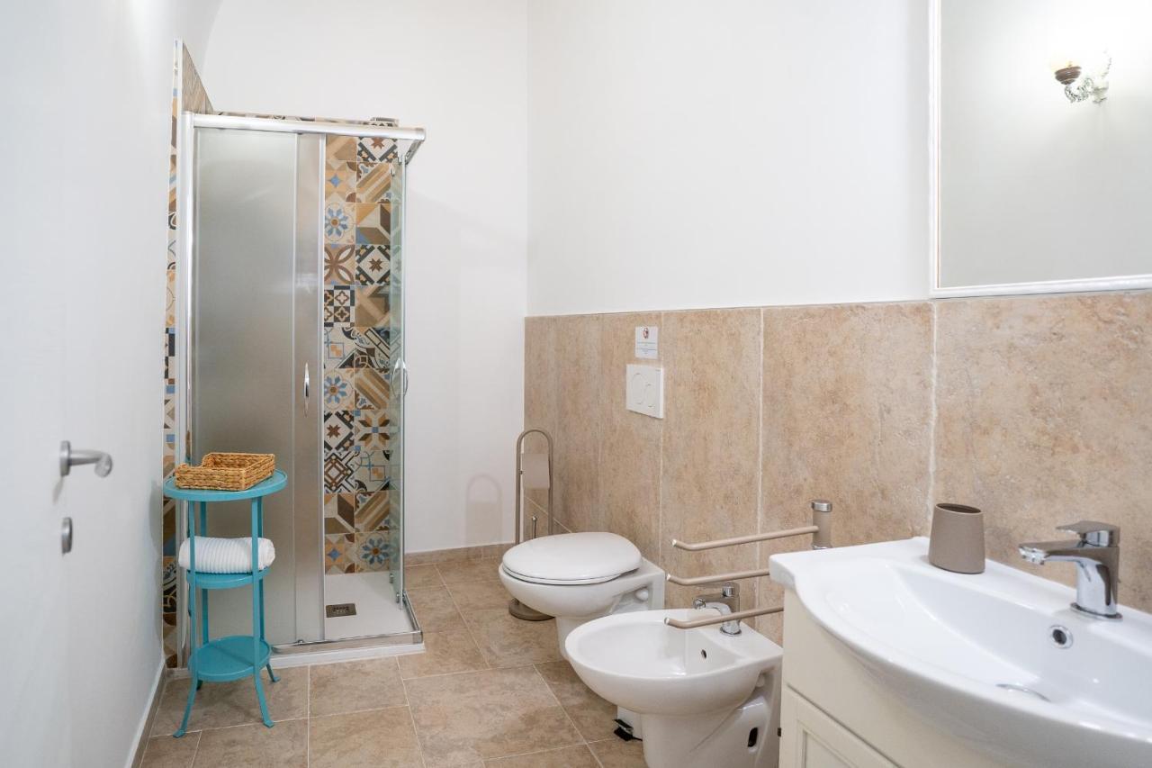 Corte Pietrantica - Charming Rooms & Suites Джовінаццо Екстер'єр фото