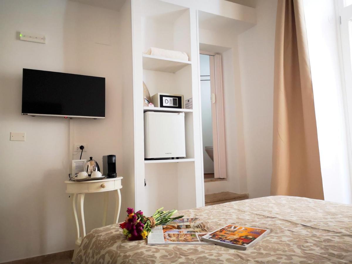 Corte Pietrantica - Charming Rooms & Suites Джовінаццо Екстер'єр фото