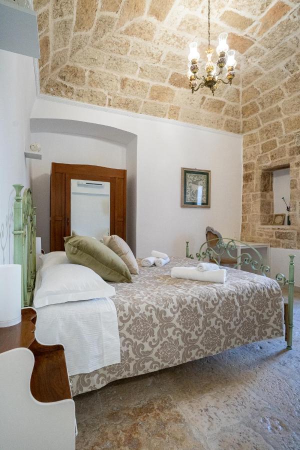 Corte Pietrantica - Charming Rooms & Suites Джовінаццо Екстер'єр фото