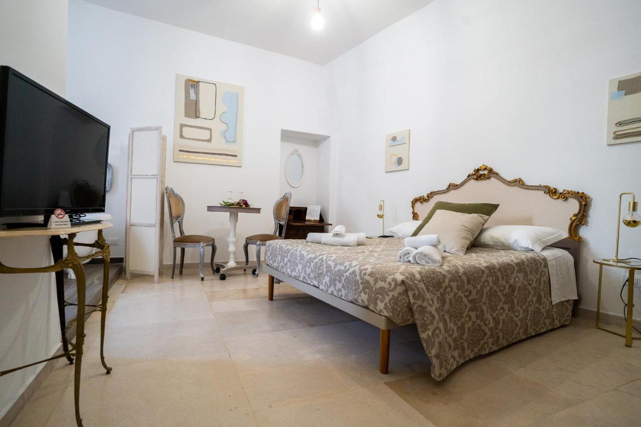 Corte Pietrantica - Charming Rooms & Suites Джовінаццо Екстер'єр фото