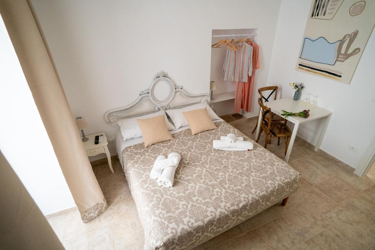 Corte Pietrantica - Charming Rooms & Suites Джовінаццо Екстер'єр фото