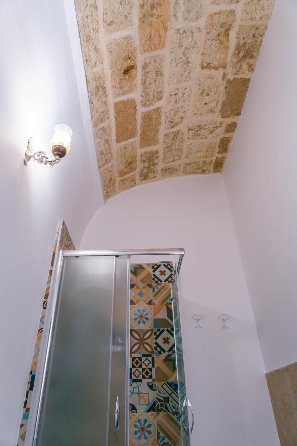 Corte Pietrantica - Charming Rooms & Suites Джовінаццо Екстер'єр фото