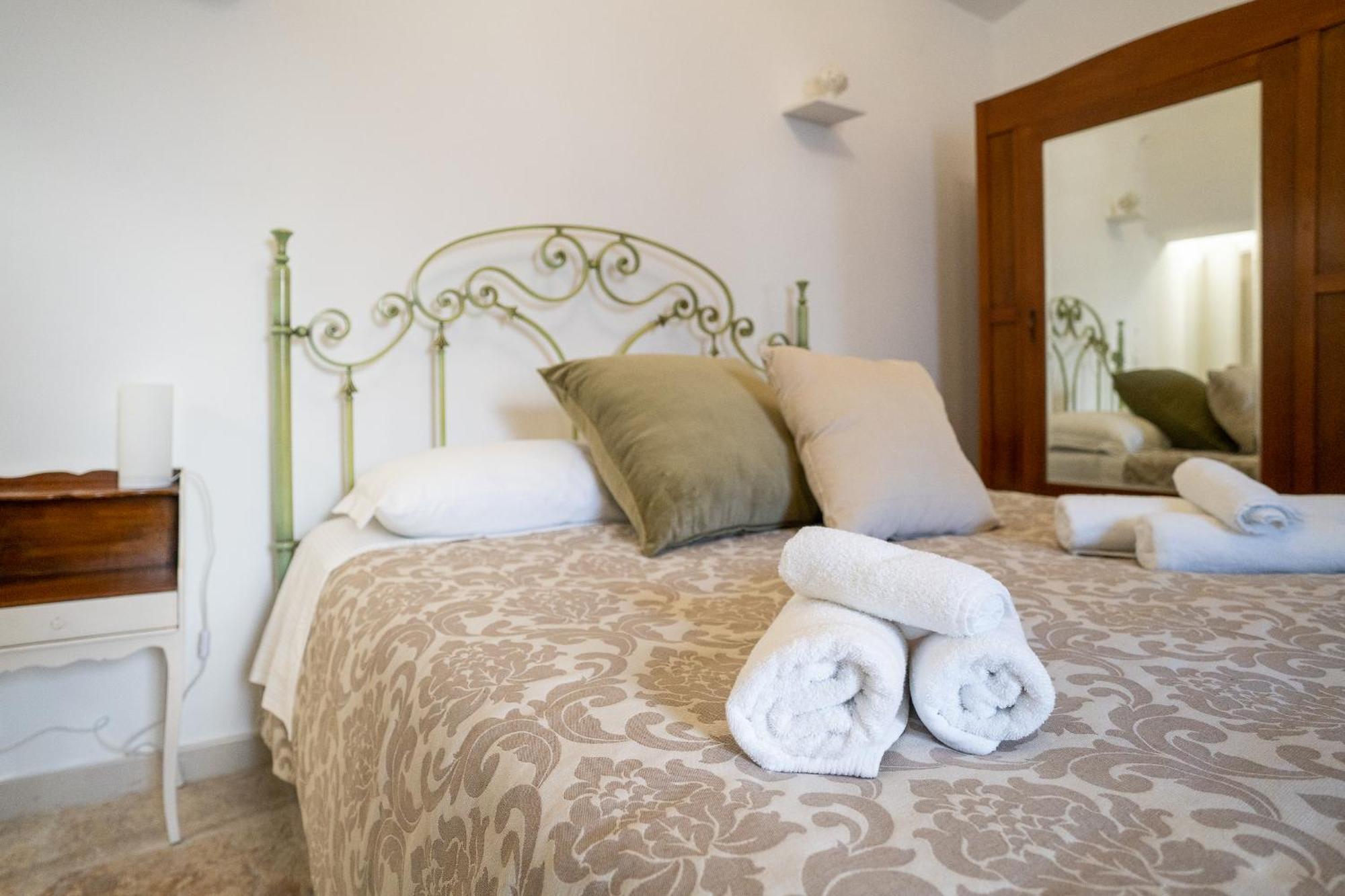 Corte Pietrantica - Charming Rooms & Suites Джовінаццо Номер фото